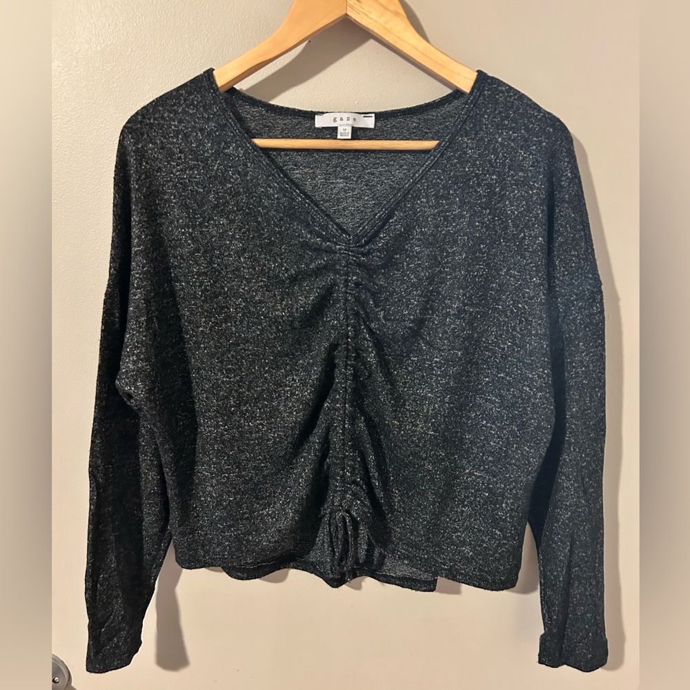 Cinched tie cropped longsleeve shirt